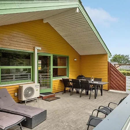 Cozy Home In Sydals With Sauna * Skovby